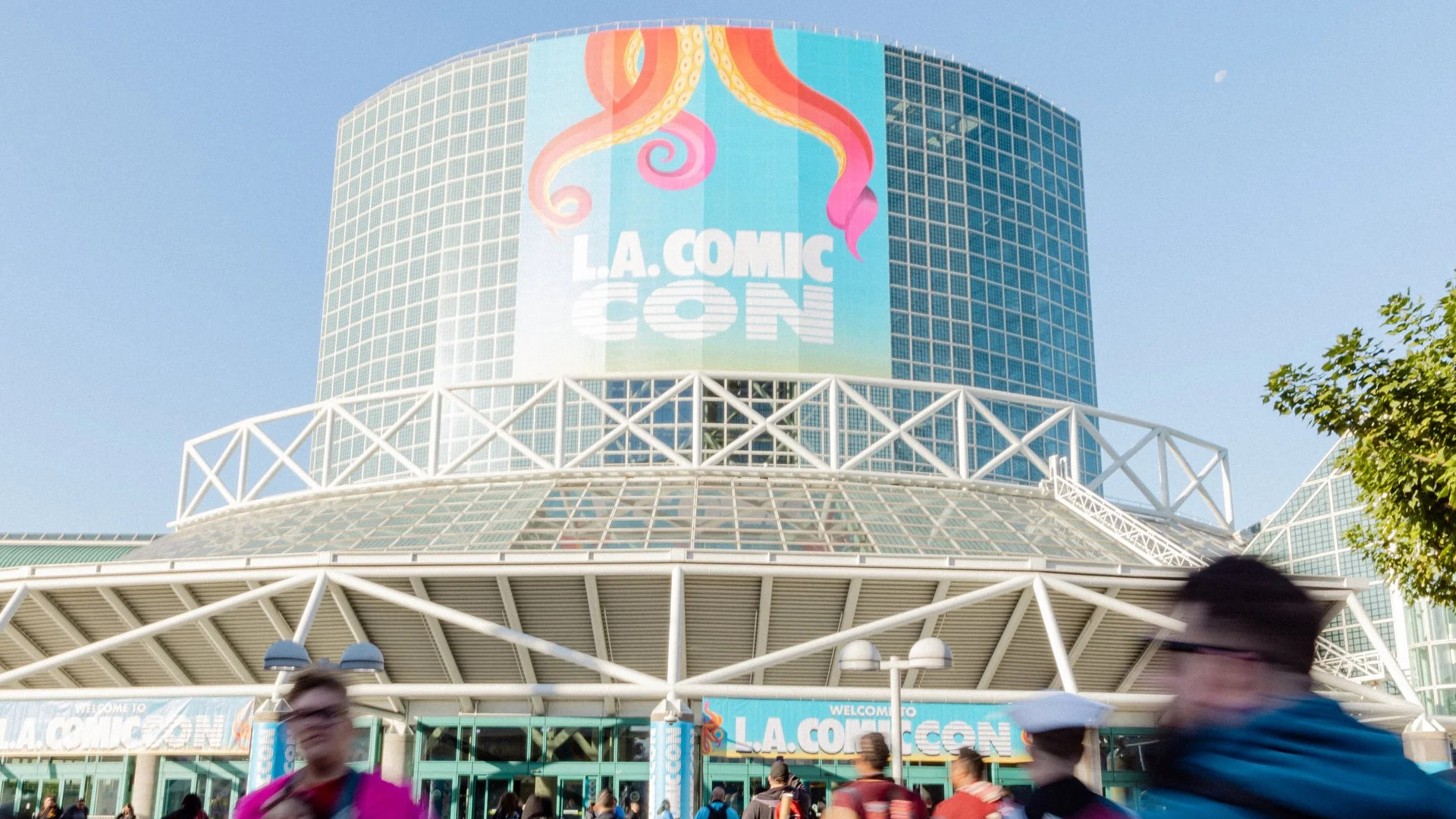 Exterior of L.A. Comic Con